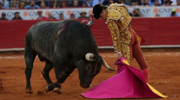 ¿La Fiesta en Paz? Hoy comienza la temporada “grande” – DE SOL Y SOMBRA