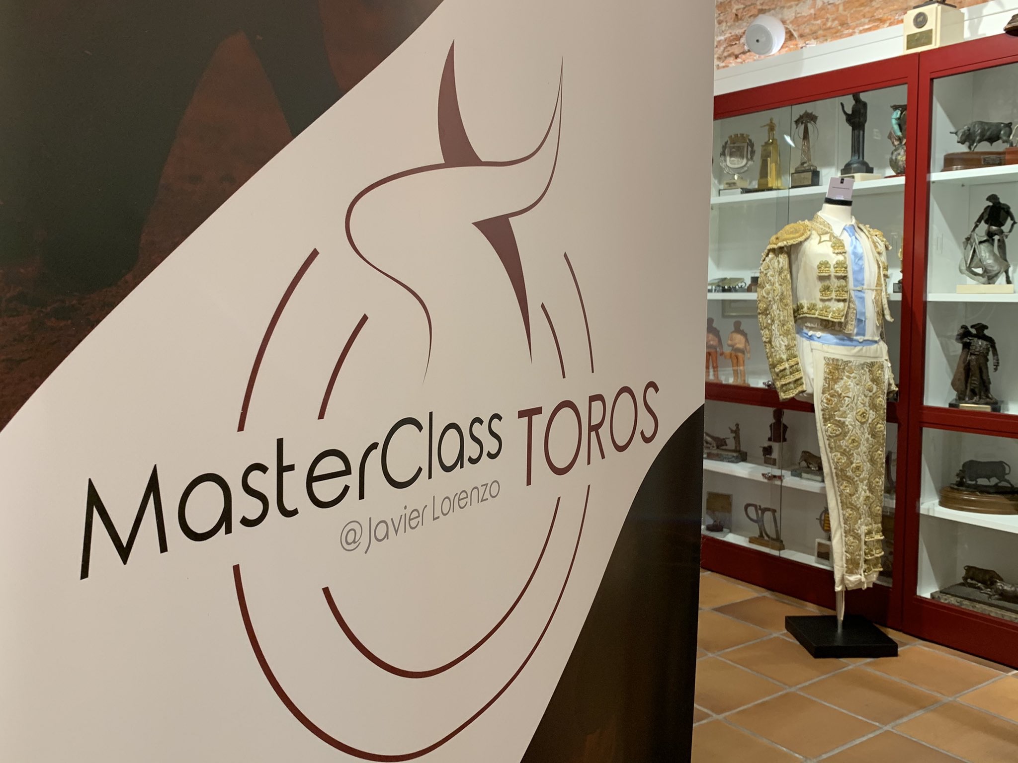 Nace MasterClassTOROS, foro de debate del toreo a través de faenas históricas.