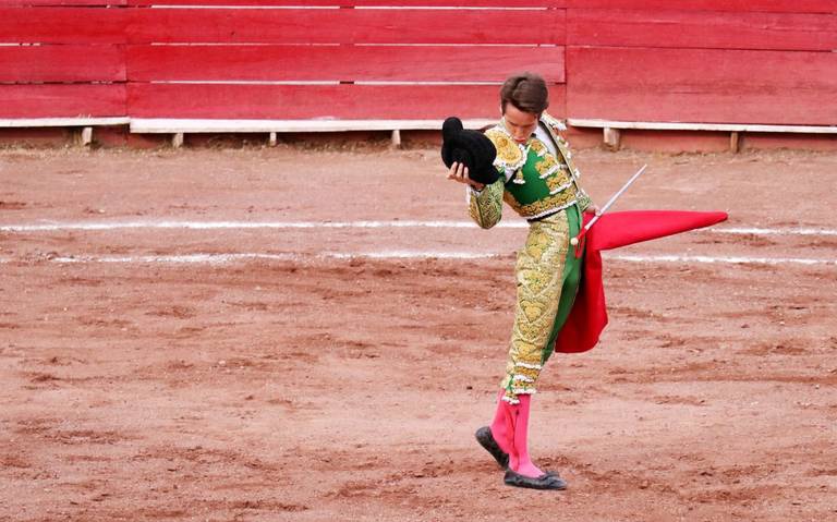 Arturo Gilio, agota el boletaje y convence en su encerrona.