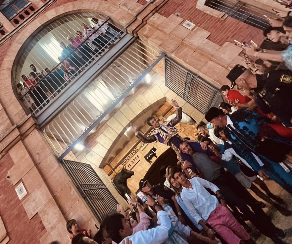 Salamanca: La ambición de Leo Valadez triunfa en La Glorieta.
