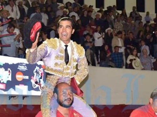 Lerdo: Diego San Román abre la puerta grande en la despedida de Pablo Hermoso.