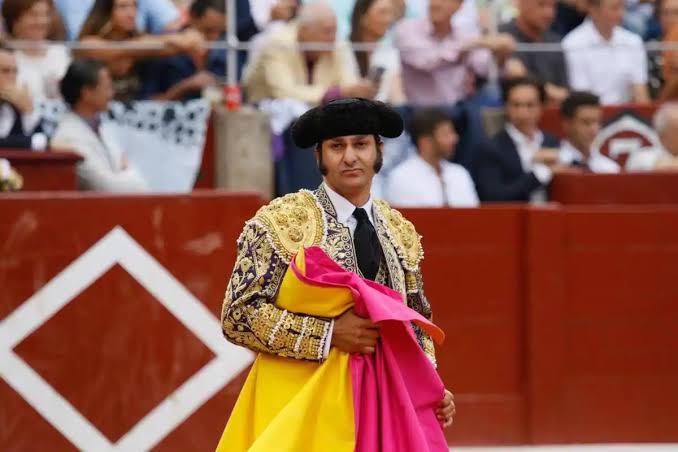 La patronal compromete a Morante de la Puebla, que volverá a firmar una intensa temporada para 2024.