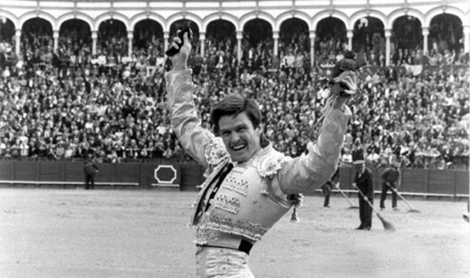 La editorial cordobesa El Paseíllo publica ‘Espartaco, gran maestro del toreo’, la historia de sacrificio del diestro de Espartinas.