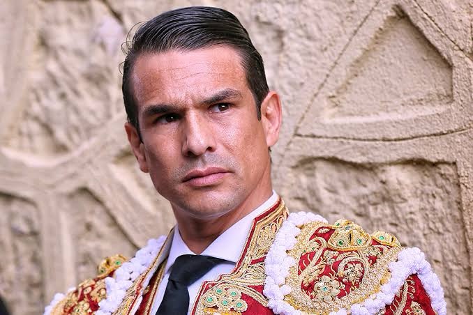 El torero José María Manzanares, de baja por una enfermedad “complicada”