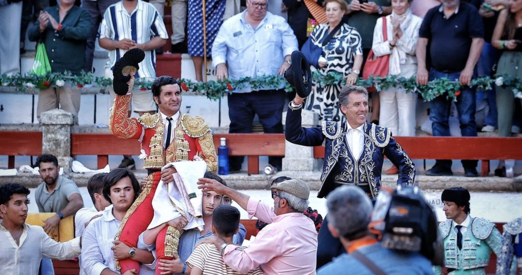 Vuelven los toros a Cáceres con gran éxito de público.