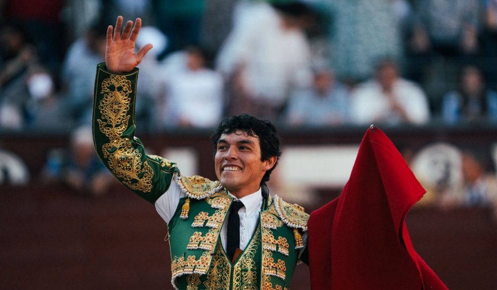 Así vio la prensa la actuación de Isaac Fonseca en Madrid.