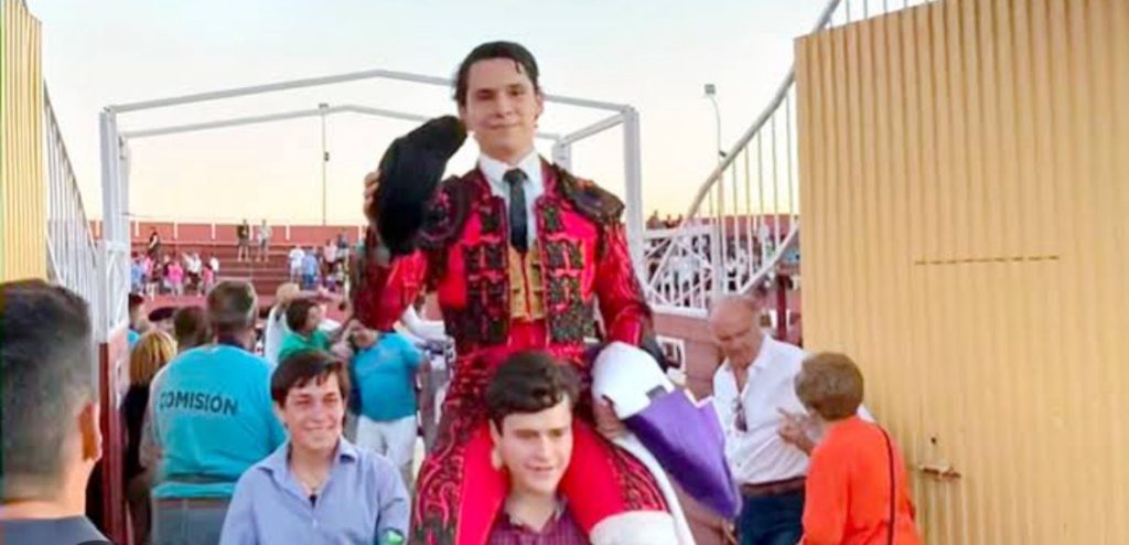 Promueven amparo contra una novillada; buscan suspender función en Ciudad Victoria.