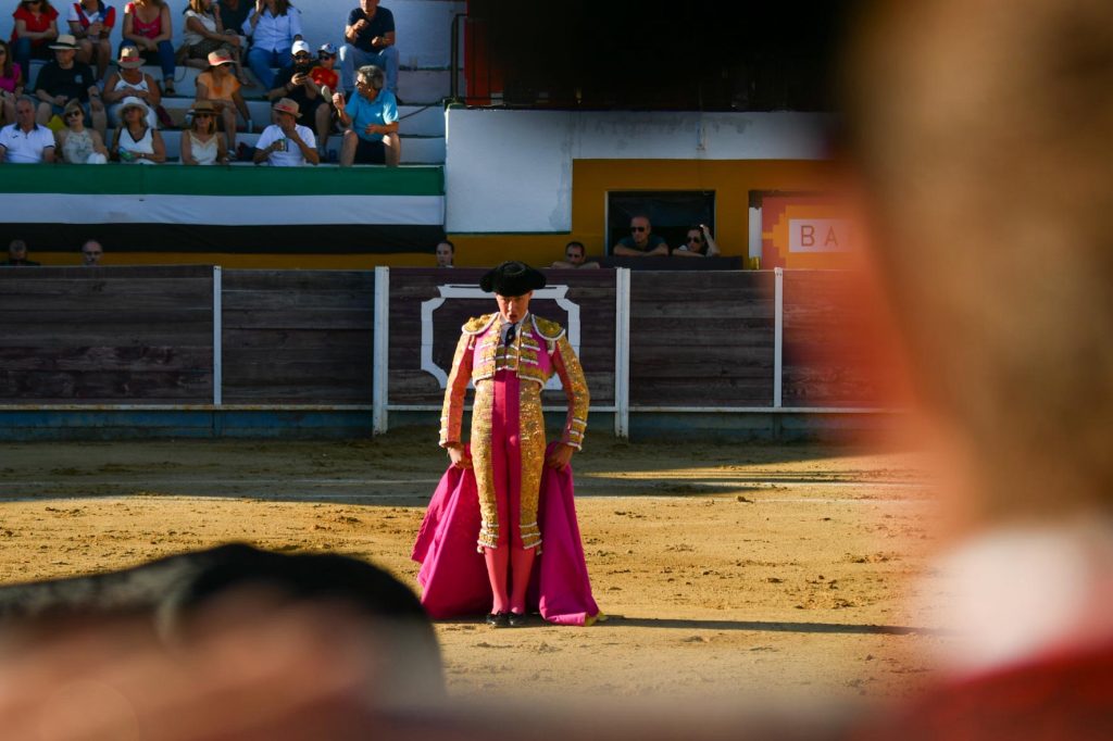 Bruno Aloi saca la casta en Malpartida y corta tres orejas.