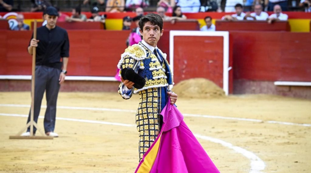 Feria de Julio Valencia: Pobre Feria, pobre plaza.