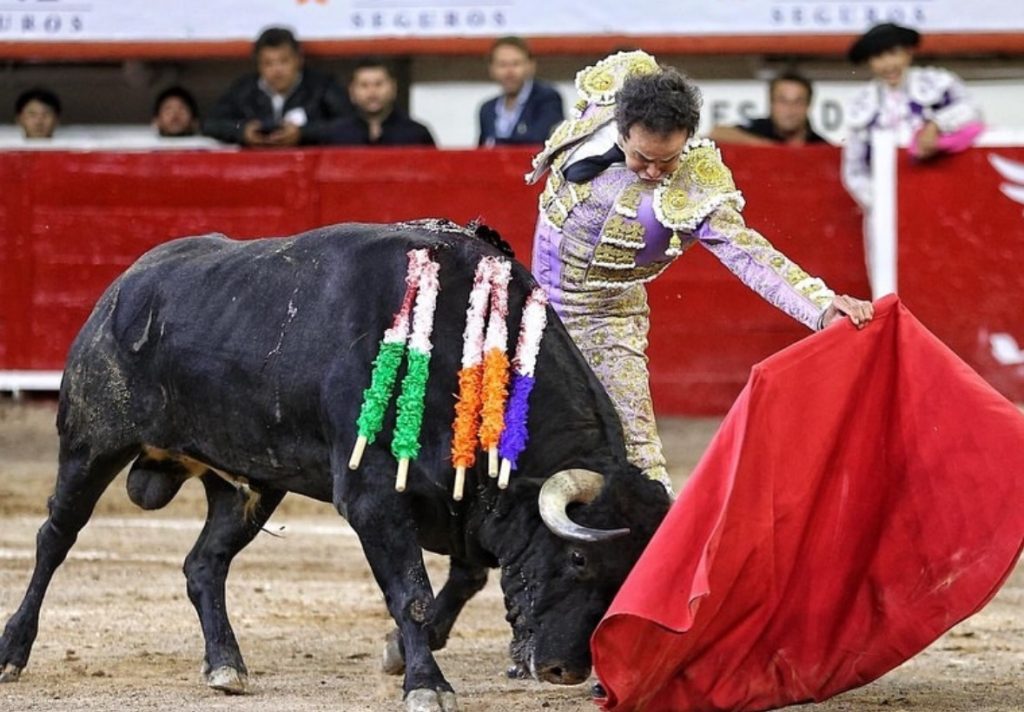 Juan Pablo Sánchez abrió la Puerta Grande en Aguascalientes.