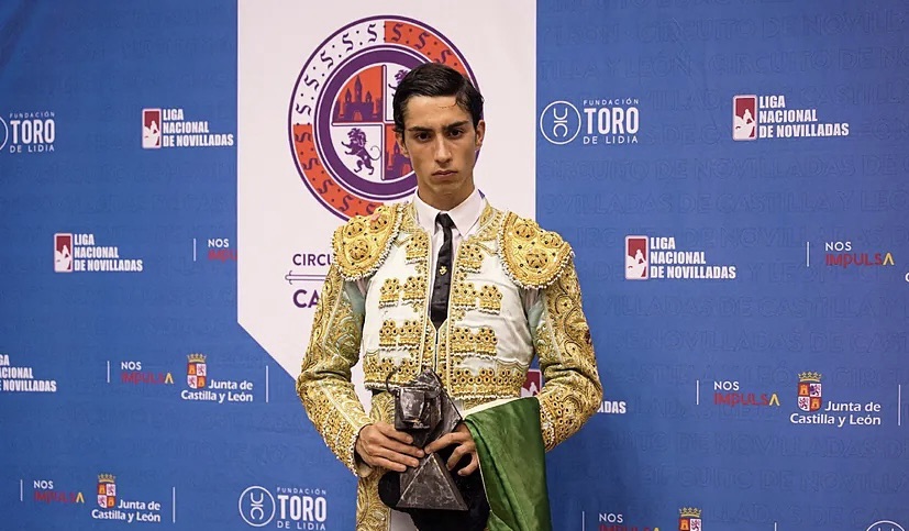 El torero revelación del que todo el mundo habla: ¿Quién es El Mene?
