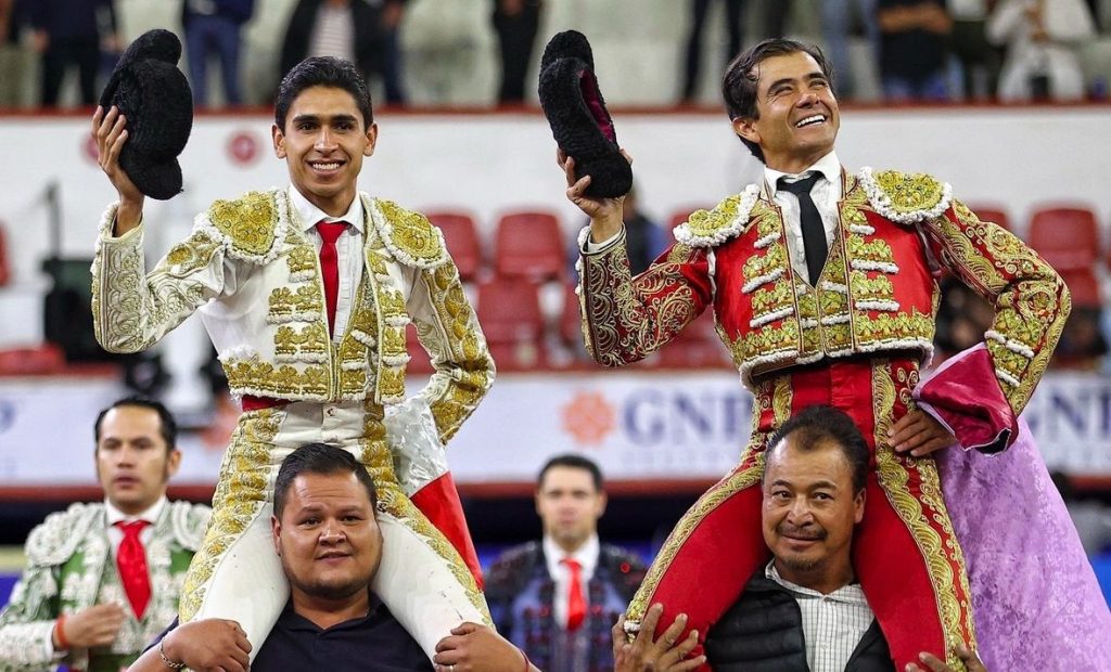 Crónica de Aguascalientes: Torería y apuntes de toreo puro.