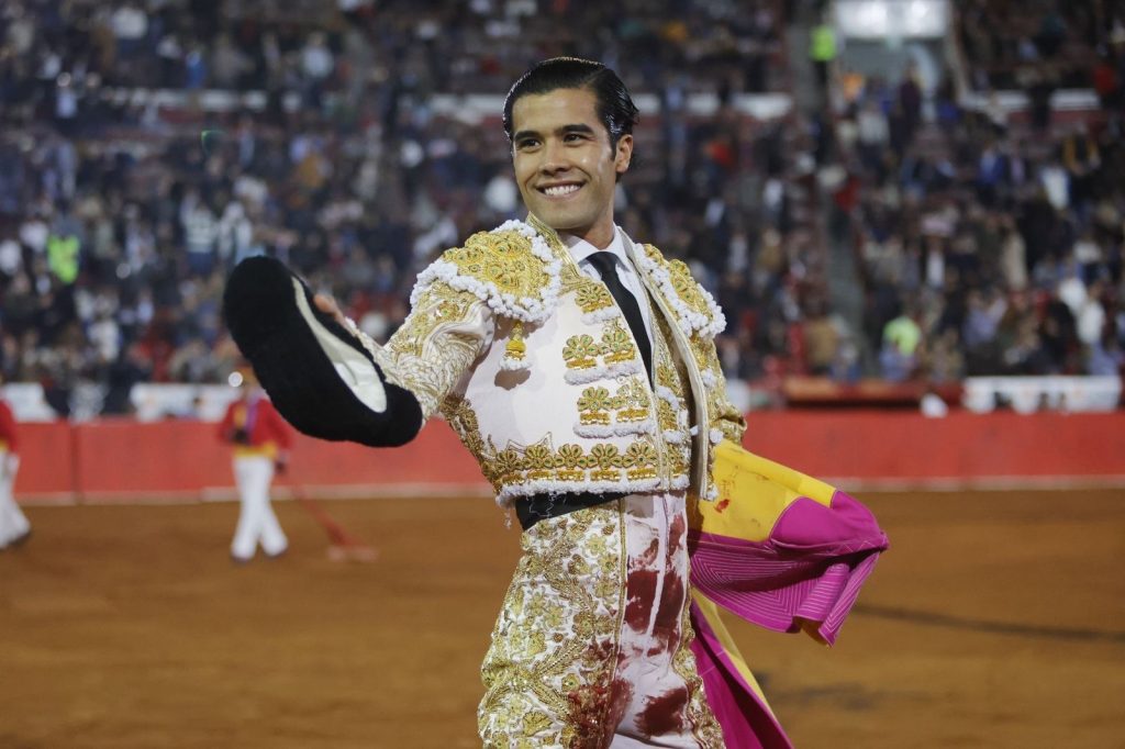 Crónica de la Corrida Guadalupana: Una oreja para Diego San Román.