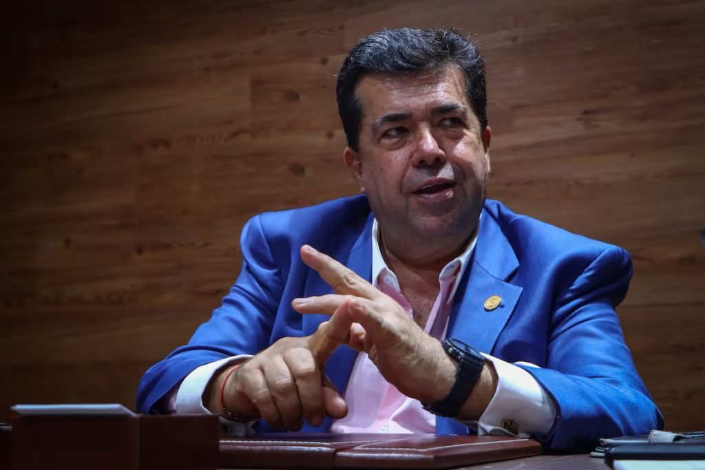 Pedro Haces extiende sus negocios taurinos a España.