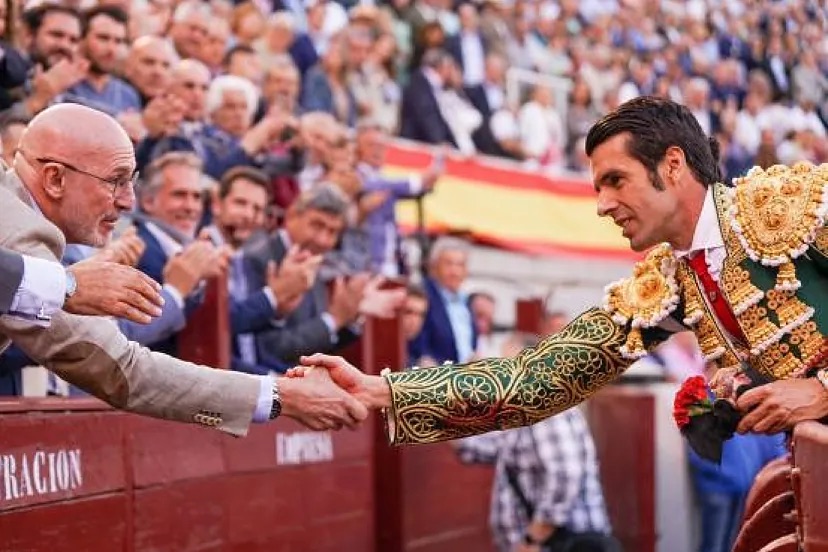 Emilio de Justo y Juan Ortega, mano a mano en una feria de Valdemorillo que vuelve a apostar por las figuras.