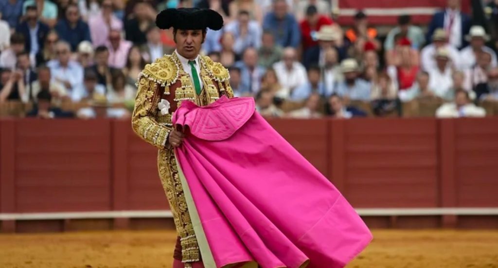 Morante de la Puebla reaparecerá el Día de Andalucía a beneficio del pueblo valenciano.