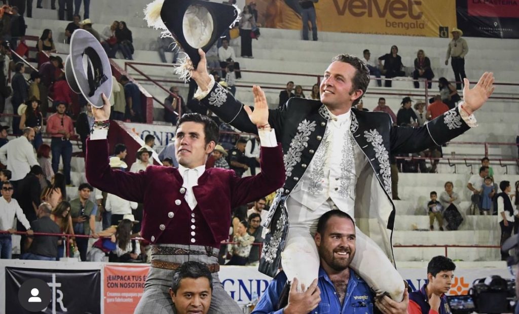 Puerta Grande para Jorge Hernández y Hermoso de Mendoza en el cierre de la Feria de León.