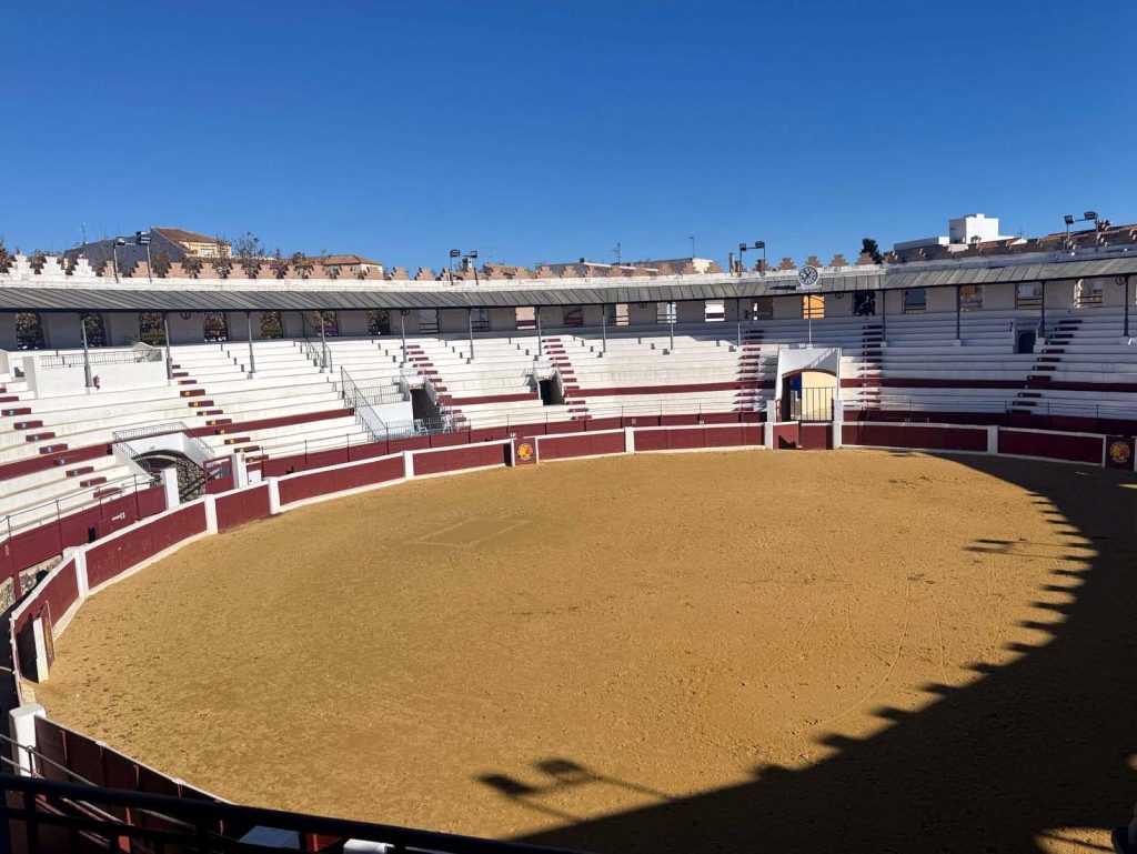 La plaza de toros de Ondara se renueva en 2025.