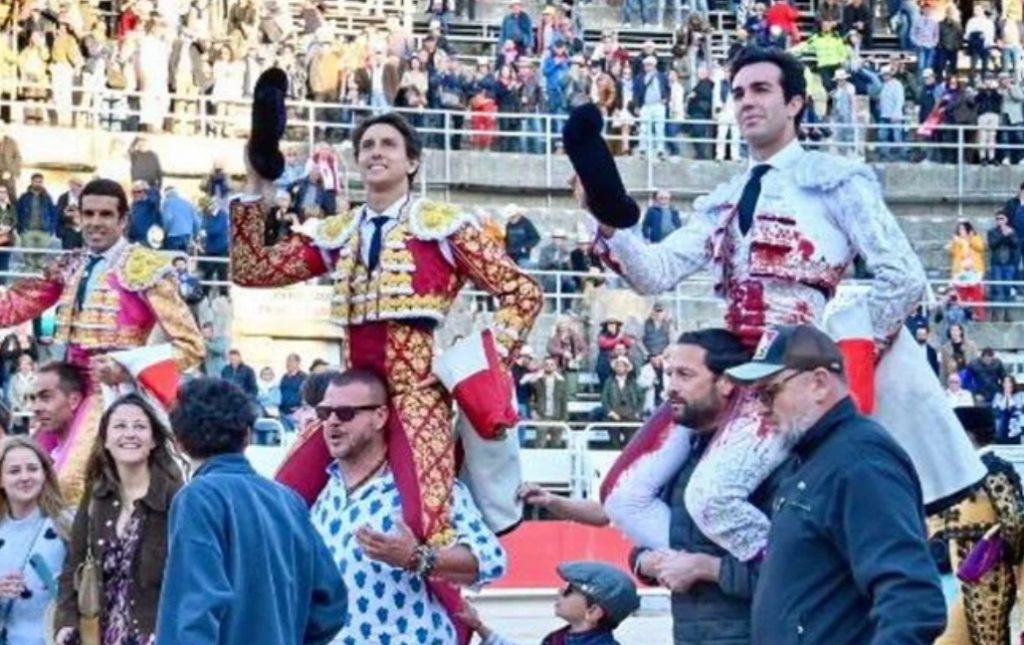 Jandilla exige y Roca Rey manda en una corrida de gloriosa emoción en Arlés