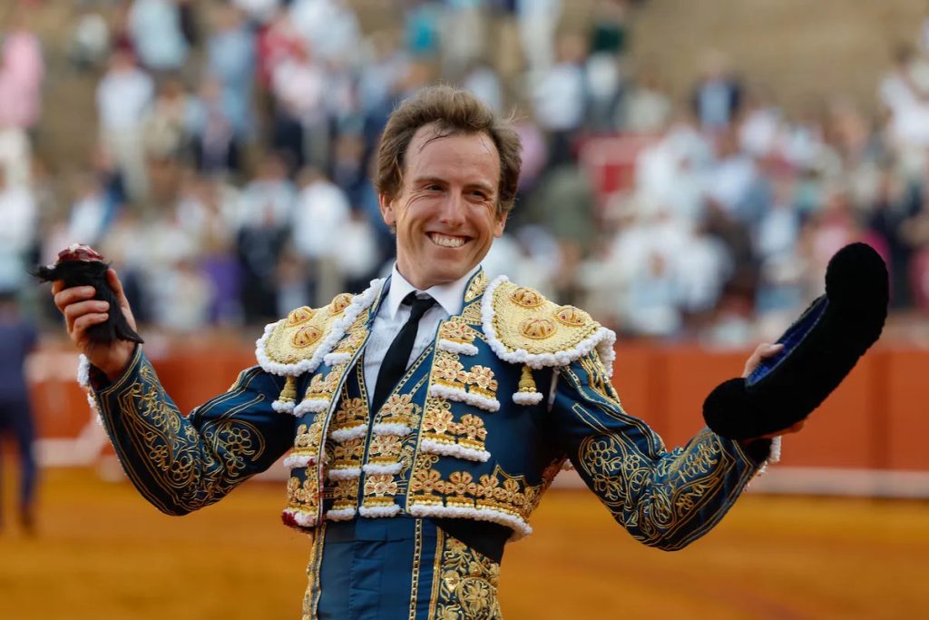 Feria de Sevilla: Pundonoroso Román.
