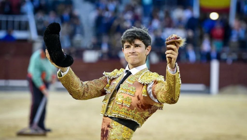 Feria de San Isidro: desvaída presentación en sociedad.