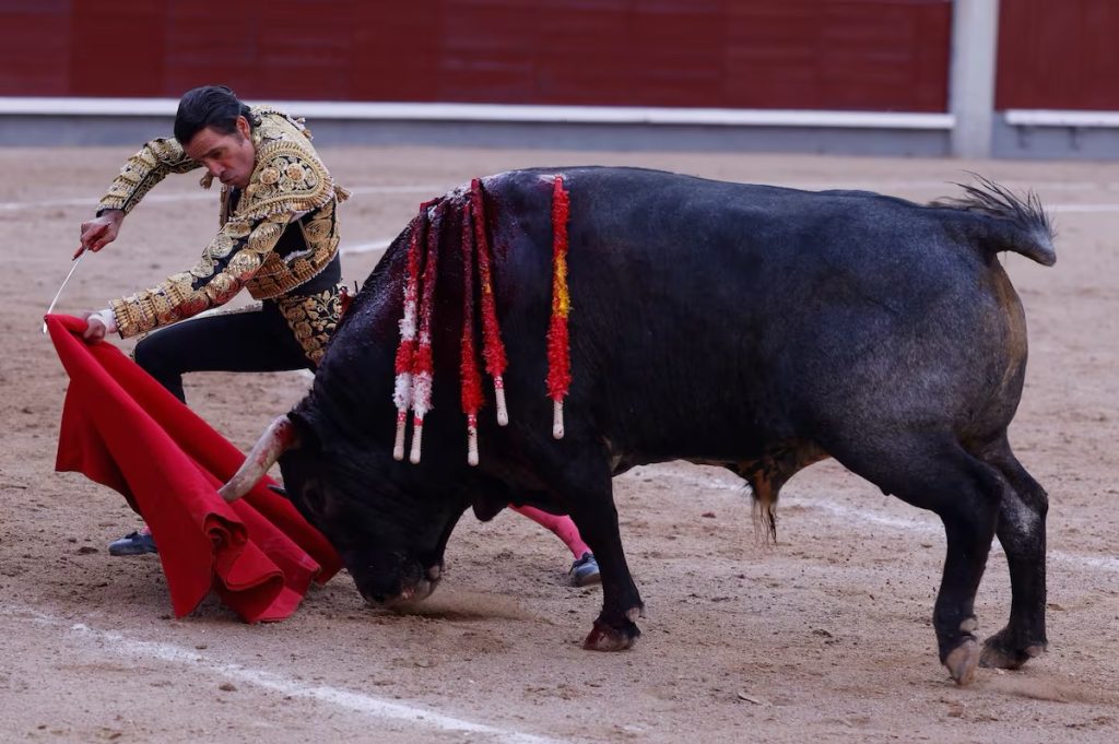 Feria de San Isidro: Toreo añejo, público moderno.