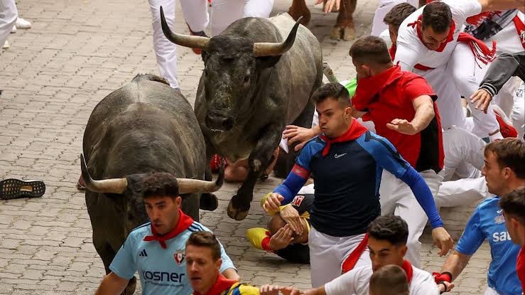 El décimo aniversario de José Escolar en el día más peligroso: encierro de San Fermín del 12 de julio.