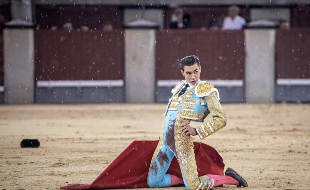La Fiesta está Viva: Cénate Las Ventas.