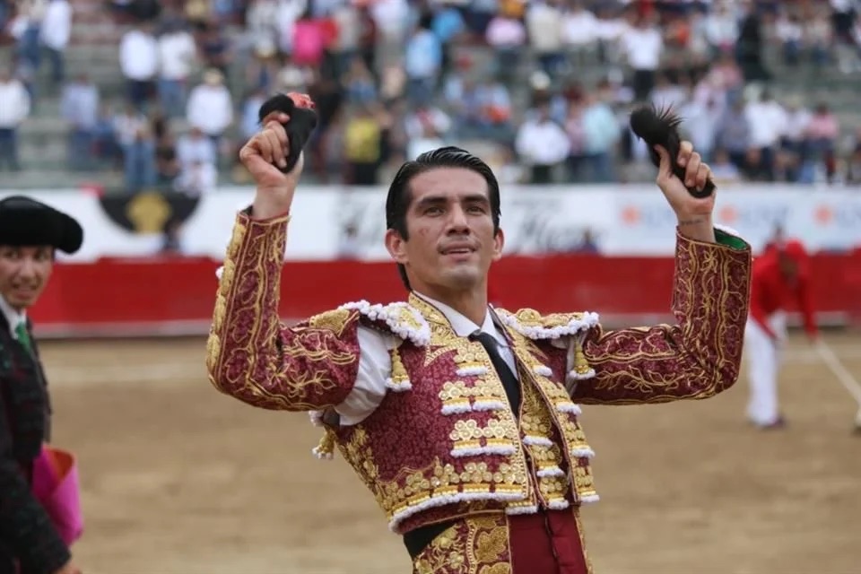 Triunfa ‘El Calita’ y la ganadería Ordaz en Guadalajara.