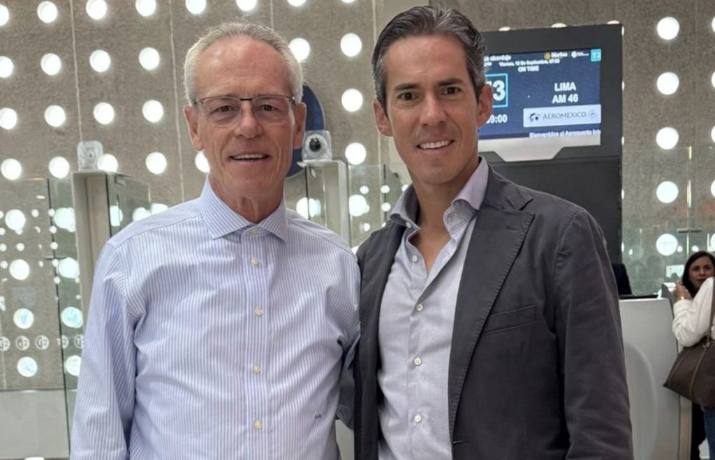 Diego Silveti celebra la independencia de México toreando en Perú.