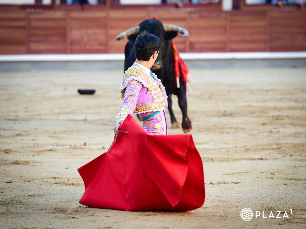 Feria de Otoño en Las Ventas: un murmullo triste y ensordecedor.