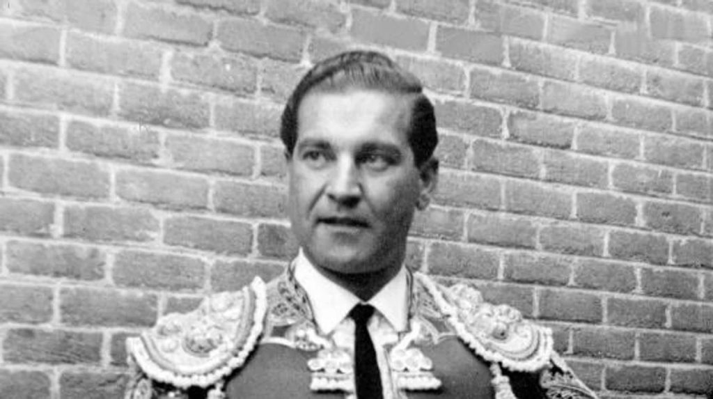 Antonio Bienvenida, medio siglo de su inesperado adiós.