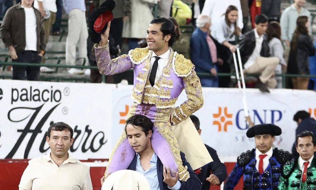 Diego San Román, máximo triunfador de la “Corrida de las Luces” en Guadalajara