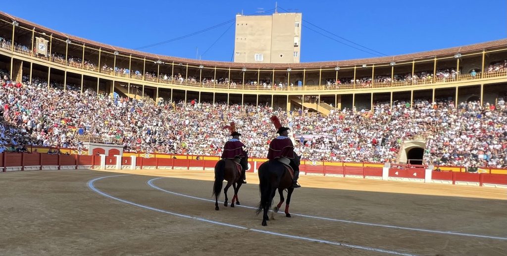 Alicante desvela su elenco ganadero con la repetición de Victorino y el debut de Santiago Domecq.