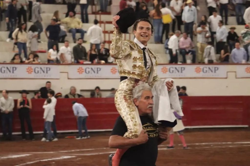 Aguascalientes: Gustavo García sale a hombros en la San Marcos.