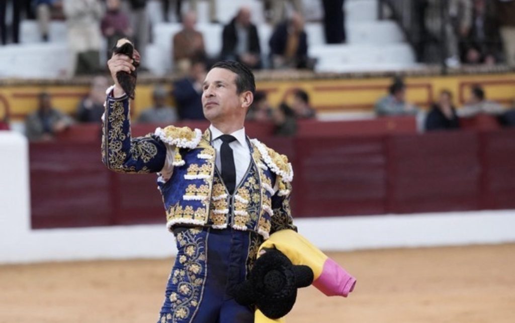 Manzanares cortó una oreja en tarde desilusionante en Olivenza.