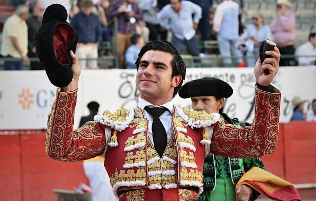 Oreja generosa para Colombo en el Nuevo Progreso de Guadalajara.