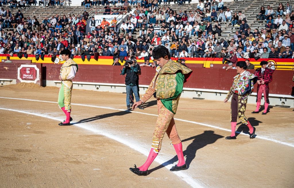 Talavante y Ortega se estrellan en un mano a mano sin interés en Castellón.