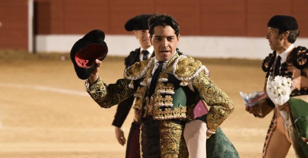 Mario Navas abre la Copa Chenel con triunfo y Héctor Gutiérrez deja una grata impresión.