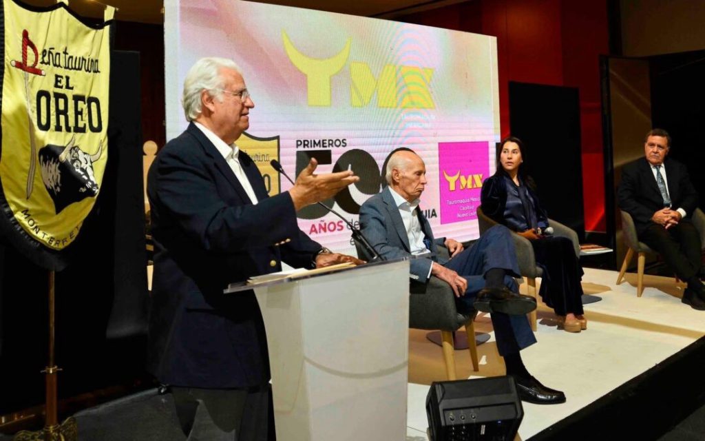 Éxito en la gira del libro “México es Taurino”: llenos y ejemplares agotados.