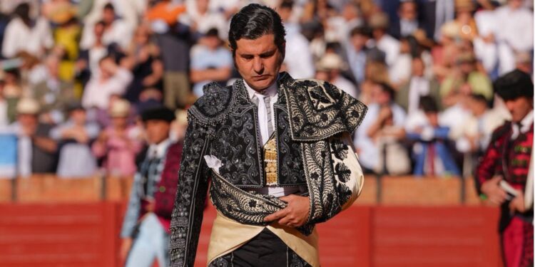 Toros en Sevilla jueves 16 de abril: Regresa Morante a la Maestranza, dónde ver la corrida en televisión y online.