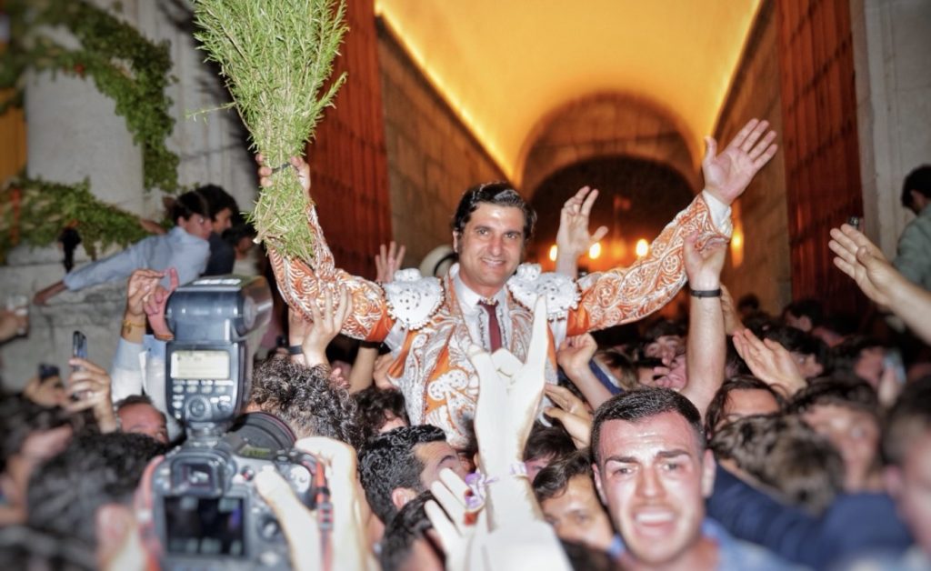 Morante pide el 12 de octubre, ¿con seis toros en Sevilla?