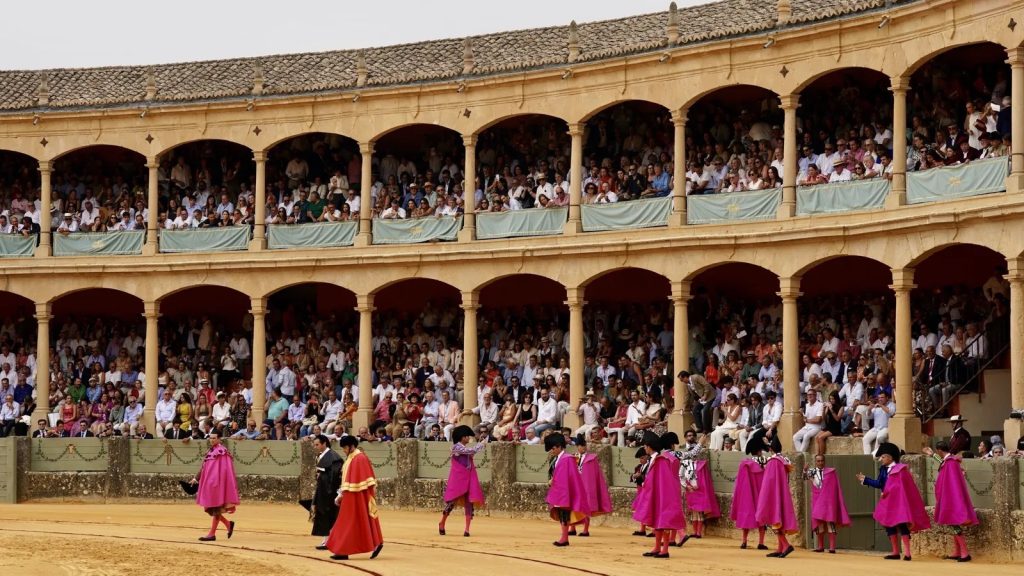 De las cumbres de Ronda al concierto de Aranjuez.